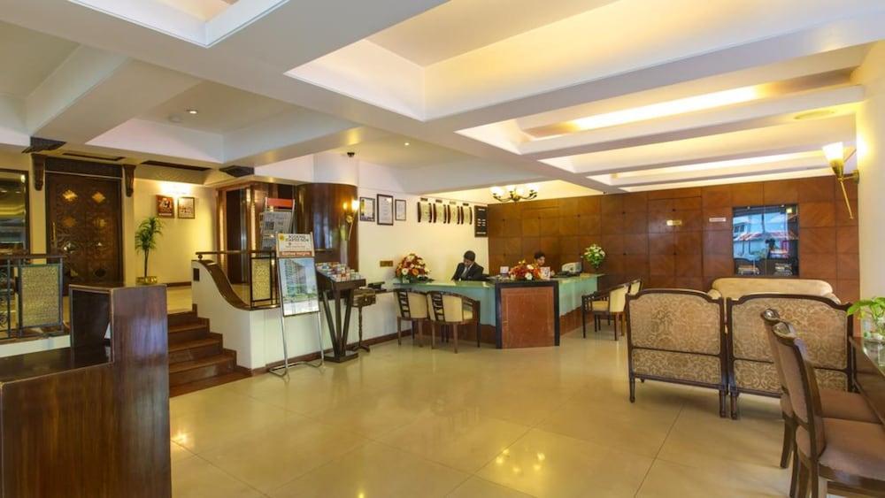 Ramee Guesline Hotel, Dadar Mumbai Exterior photo